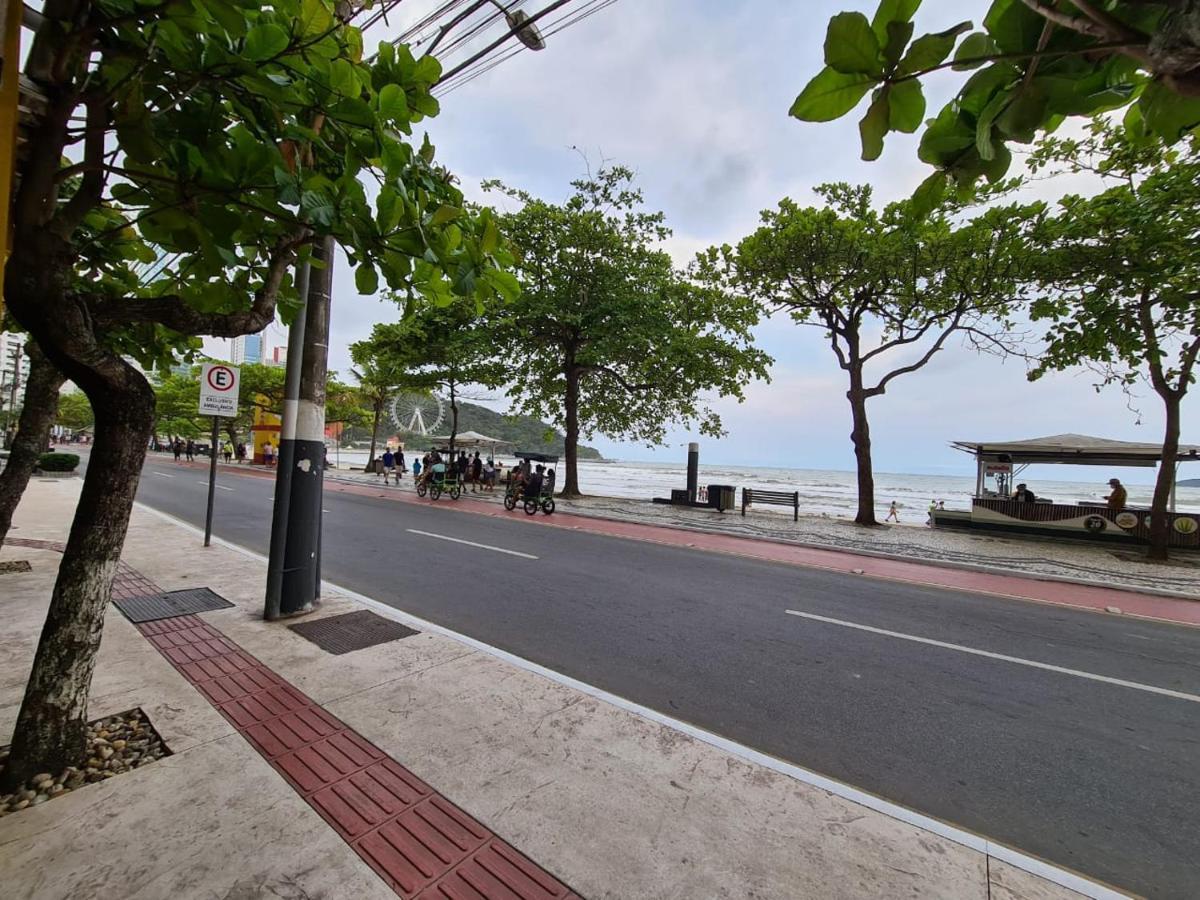 Apartamento Na Av Atlantica Com Ar Condicionado *