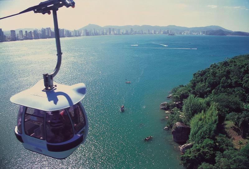 Na Av Atlantica Com Ar Condicionado Balneário Camboriú