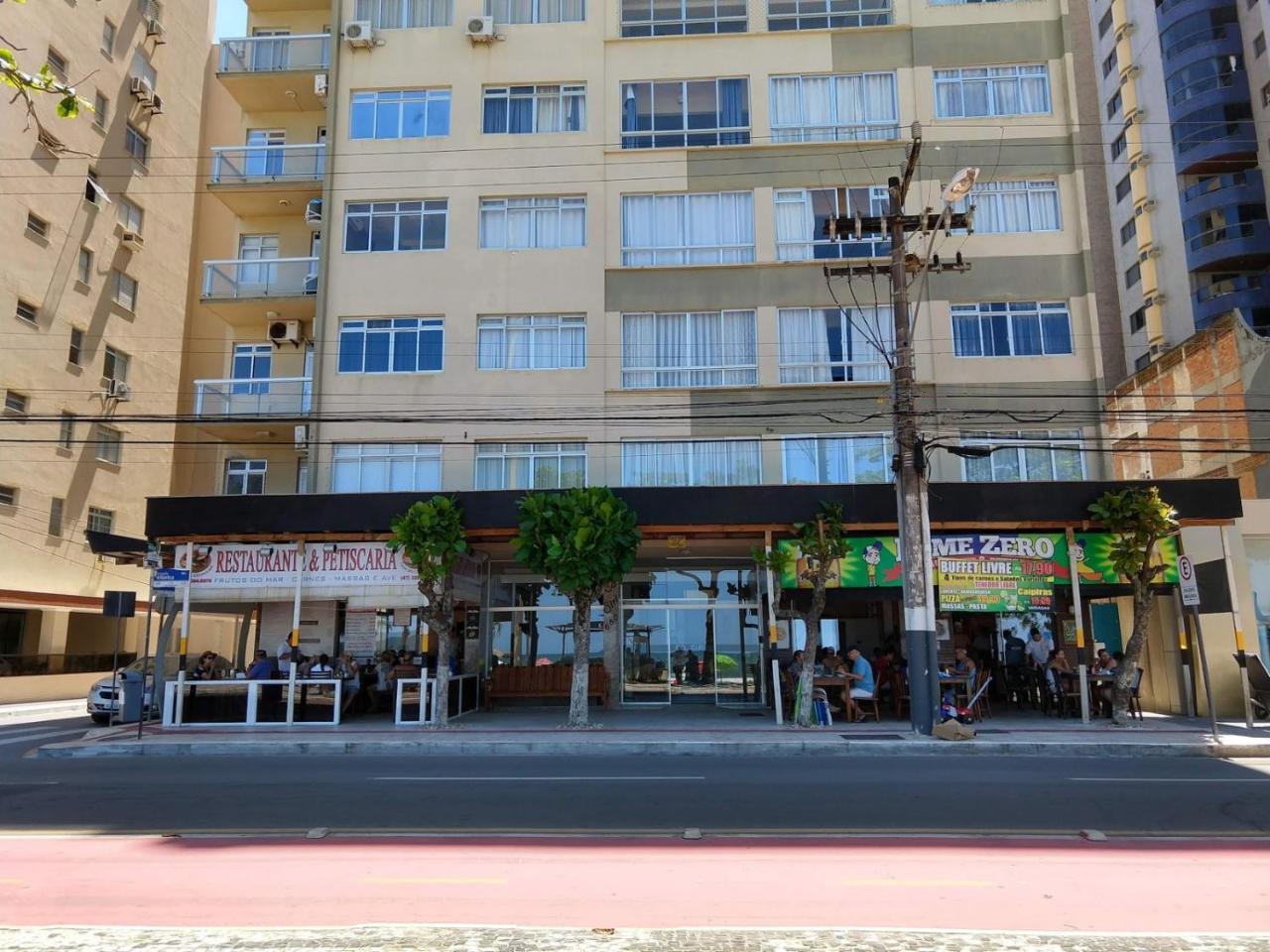 Na Av Atlantica Com Ar Condicionado Balneário Camboriú
